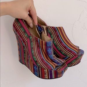 Mexican print Steve Madden wedges
